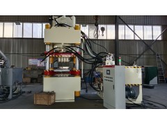 Y内蒙全自动舔盐砖压块机是牛羊的增加产量的高品质设备